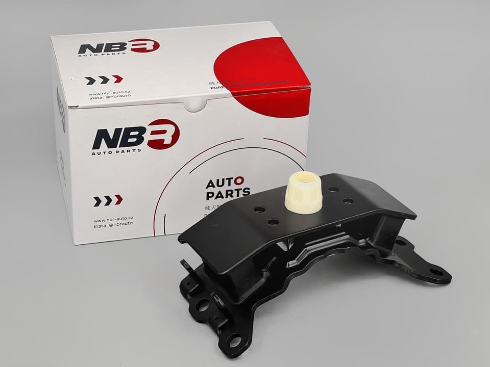 Rear Engine Mount — Toyota Land Cruiser 200 / Lexus LX460 / LX570 — NBR 12371-38060N