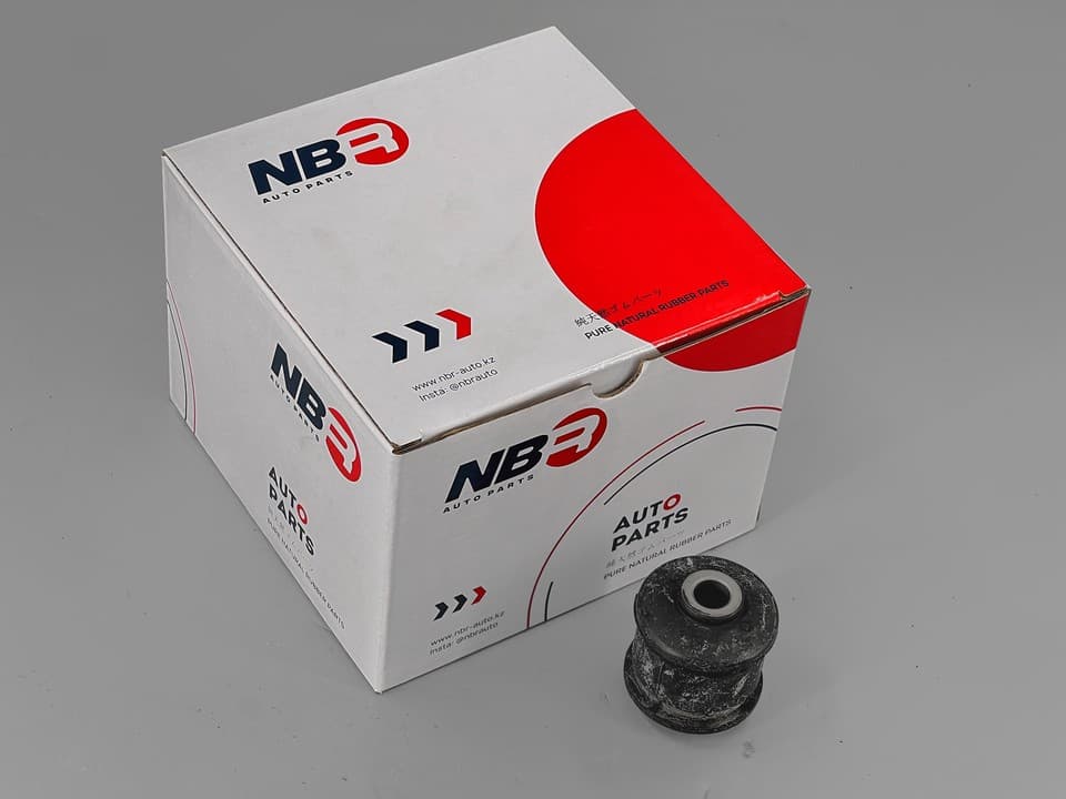 Rear Trailing Arm Bushing - Toyota Land Cruiser Prado / Hilux Surf / 4Runner | NBR 48710-35030N