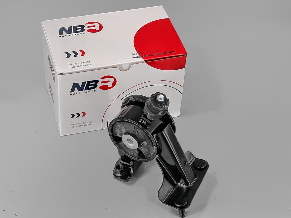 Rear Engine Mount — Toyota Estima / Previa / Tarago / Alphard / Vellfire 3.5 — NBR 12371-31150N