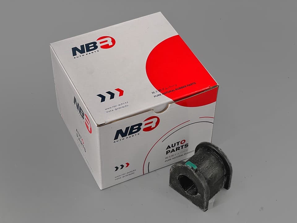 Front Stabilizer Bar Bushing - Toyota Land Cruiser / Lexus LX460 / LX570 / LX450d | NBR 48815-60270N
