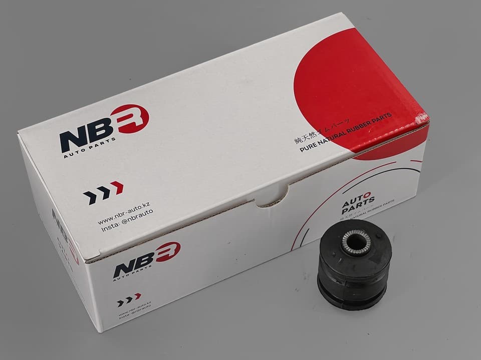 Stub Axle Bushing 4WD — Toyota Harrier / Kluger / Highlander / Lexus RX — NBR 42304-33020